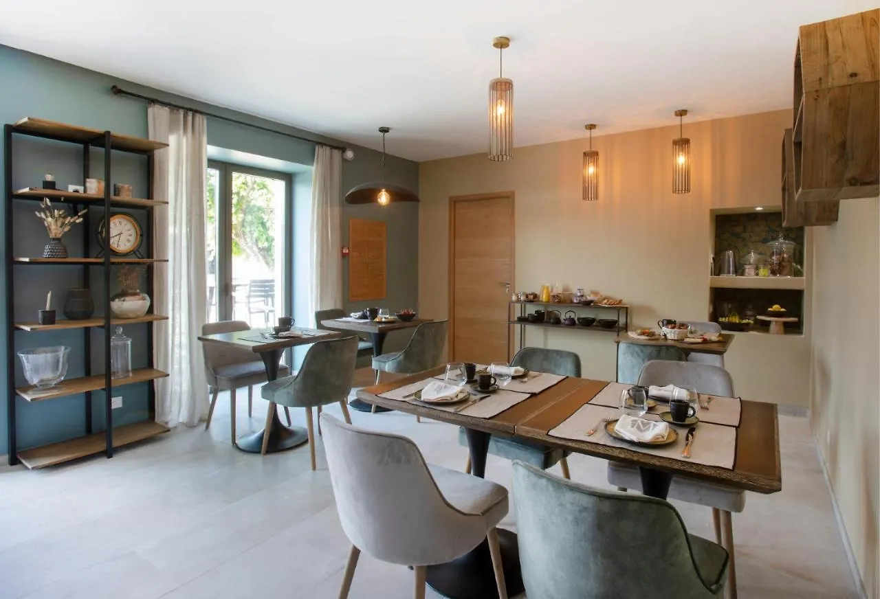 Domaine De Montine Chambres De Charme Grignan Hotel